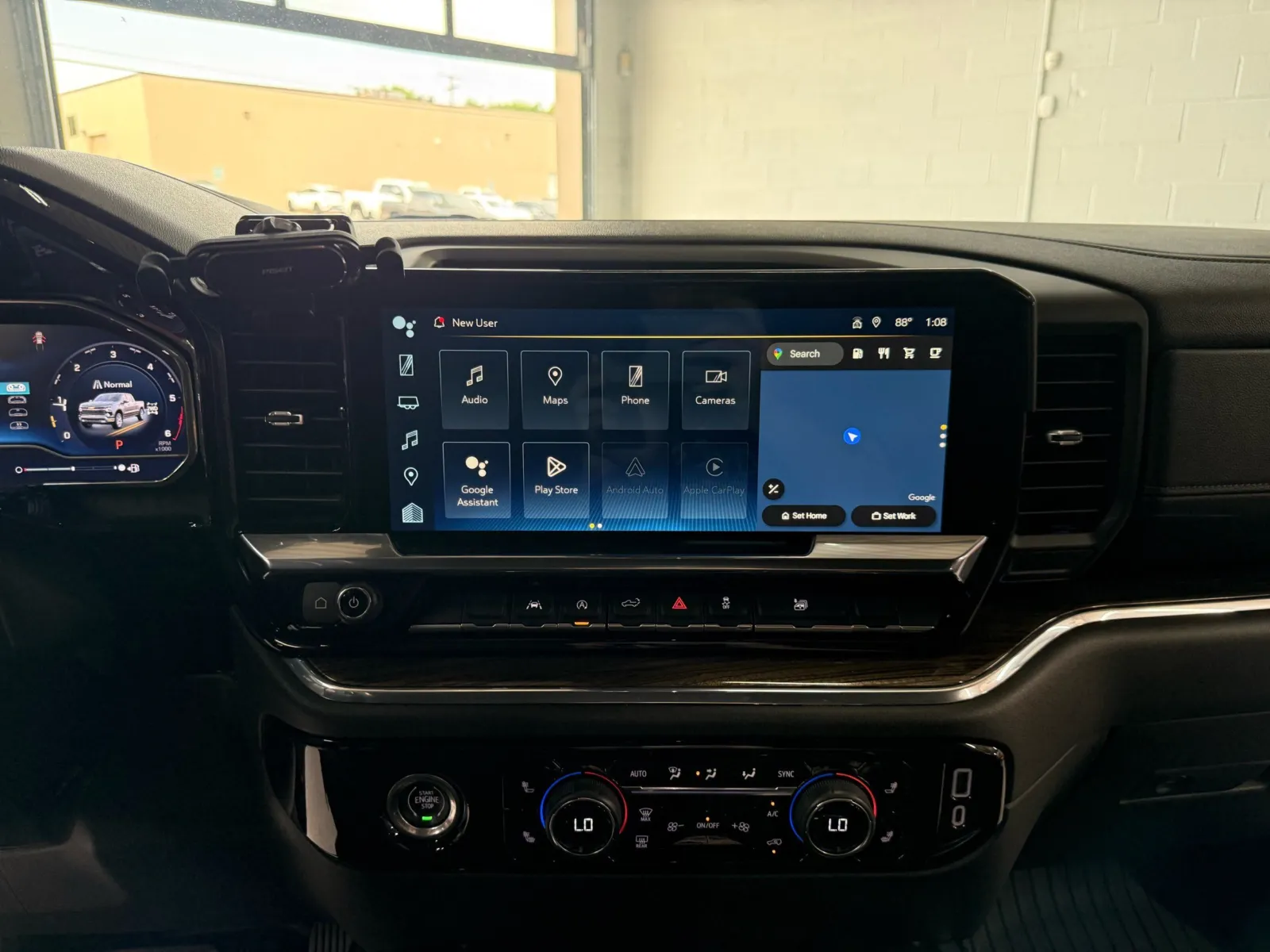 Chevrolet Silverado photo 22