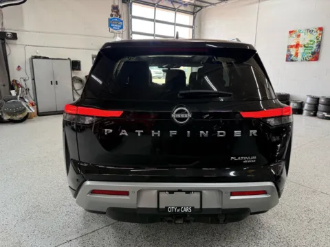 More photos of 2024 Nissan Pathfinder Platinum at City of Cars, MI