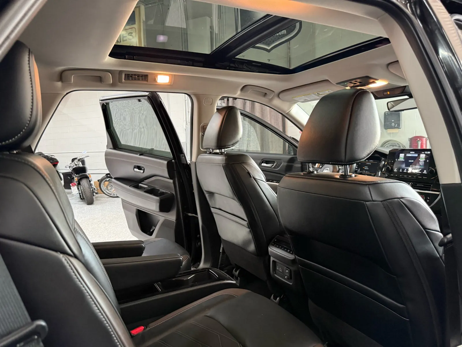 Nissan Pathfinder photo 19