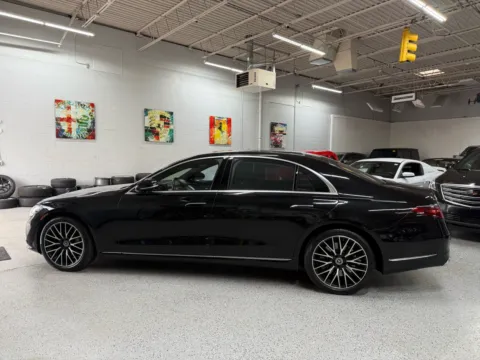 Photos of 2022 Mercedes-Benz S 580 4MATIC for sale in Troy, MI at City of Cars