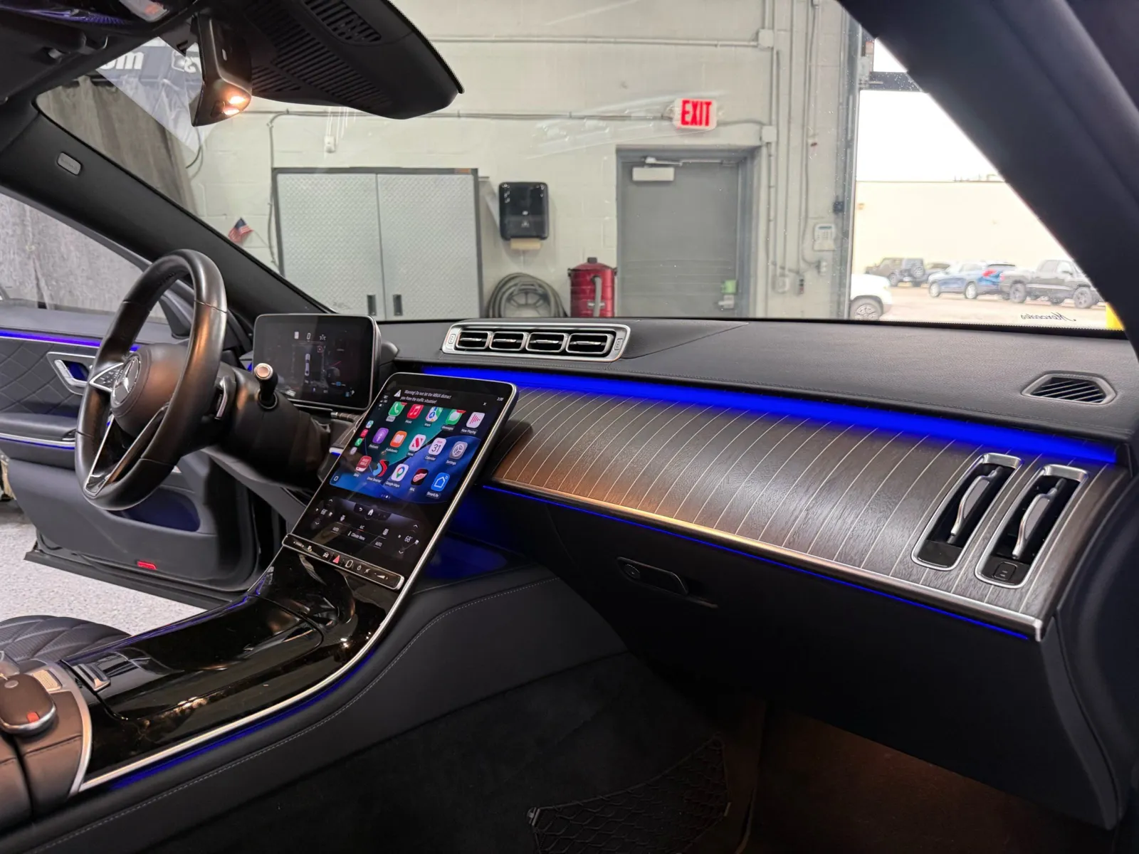Mercedes-Benz S 580 photo 15