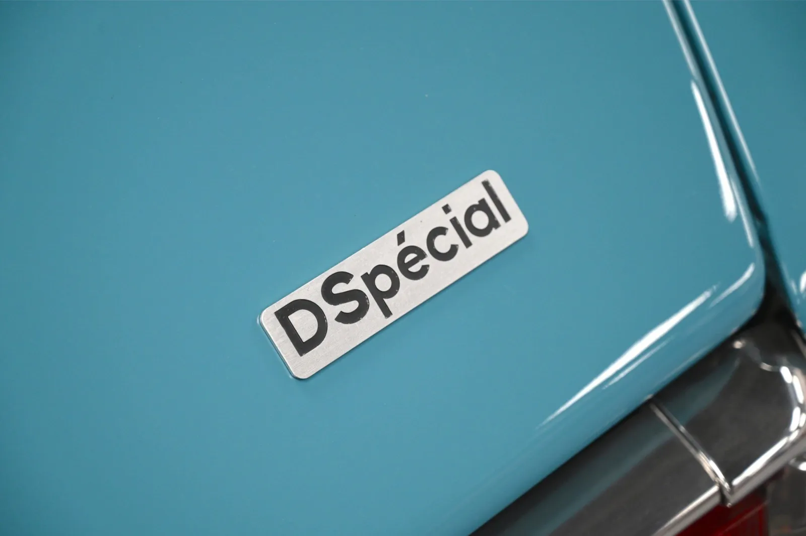 Citroen D Special photo 14