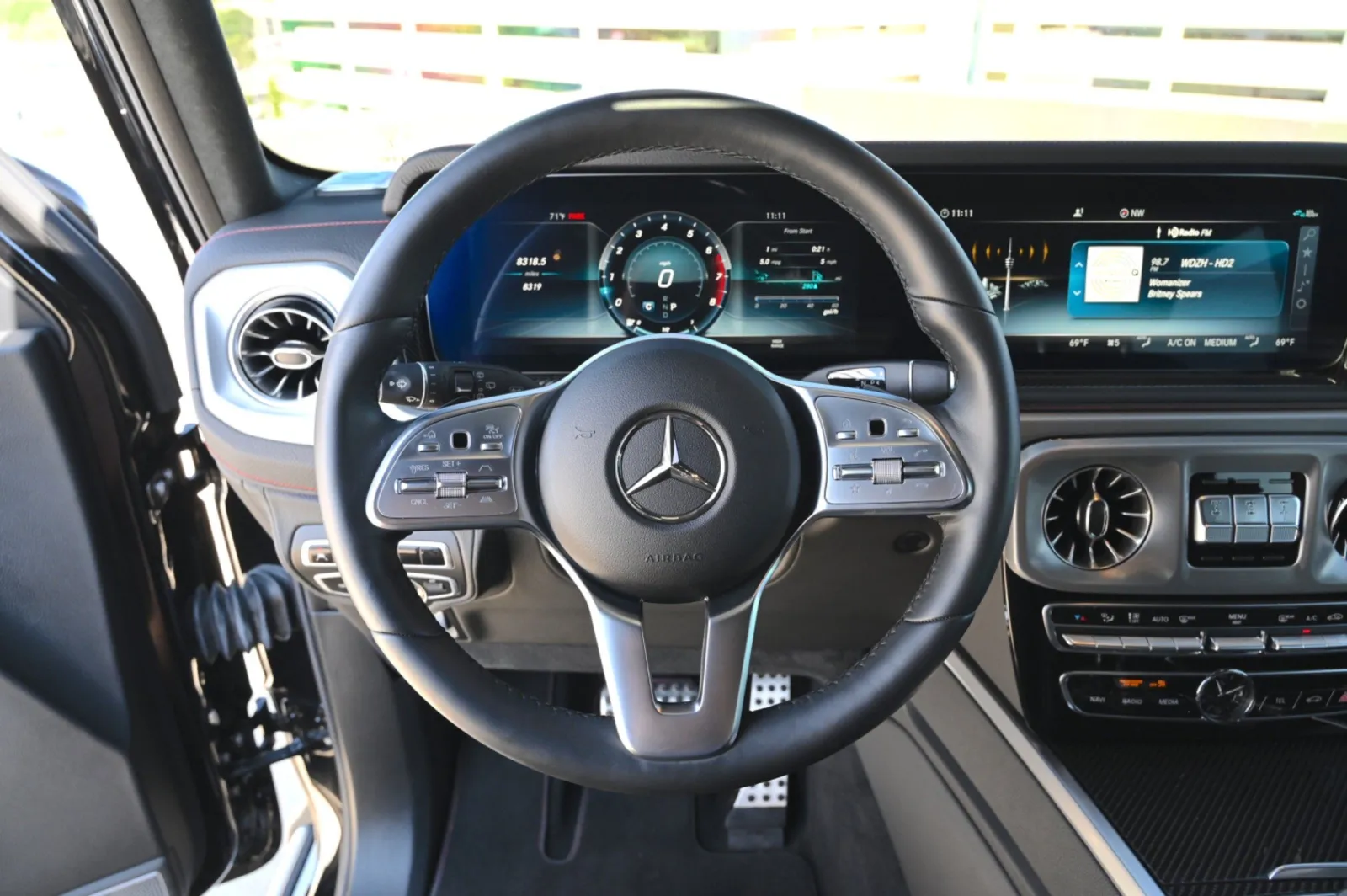 Mercedes-Benz G 550 photo 26