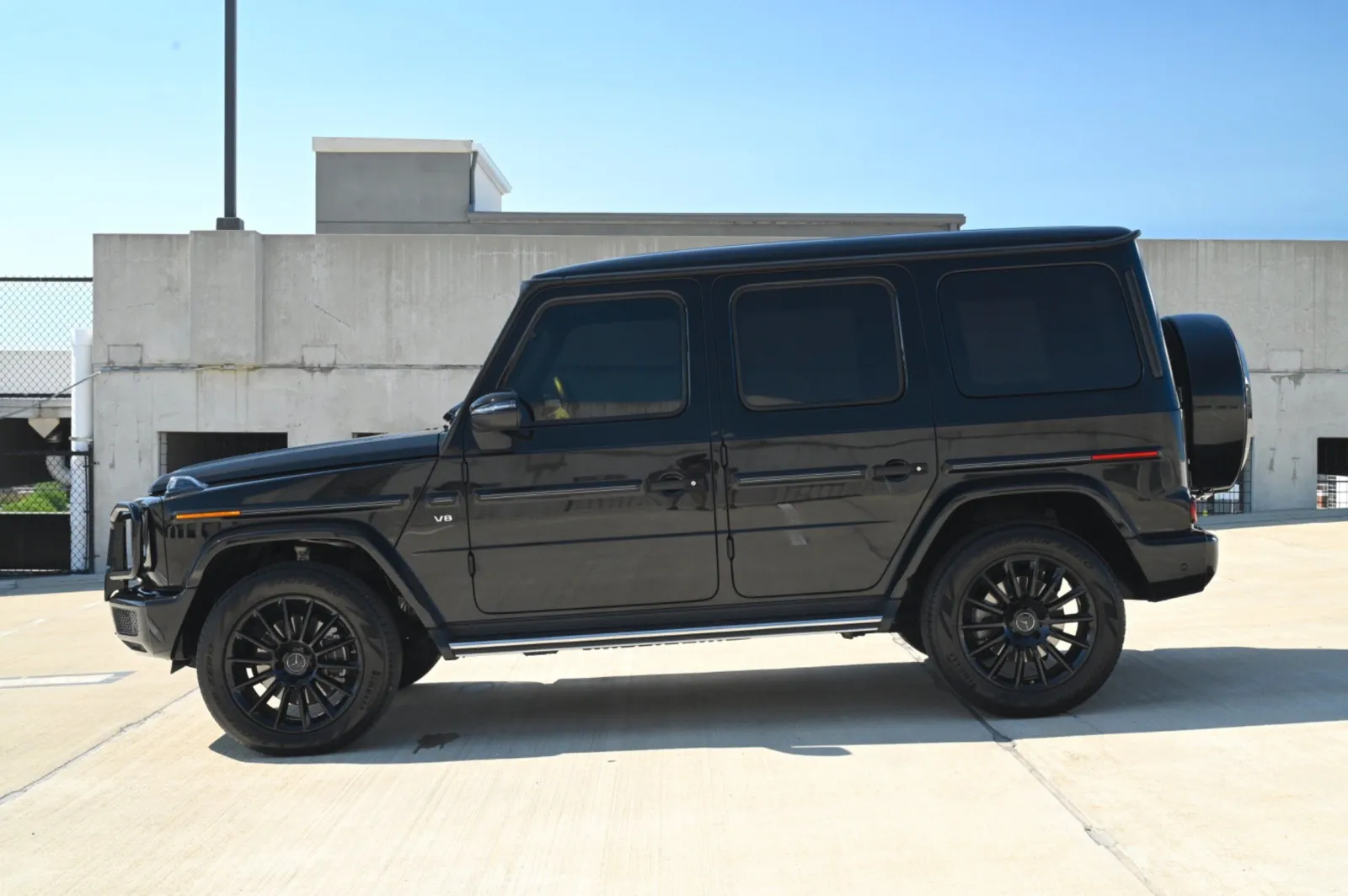 Mercedes-Benz G 550 photo 8
