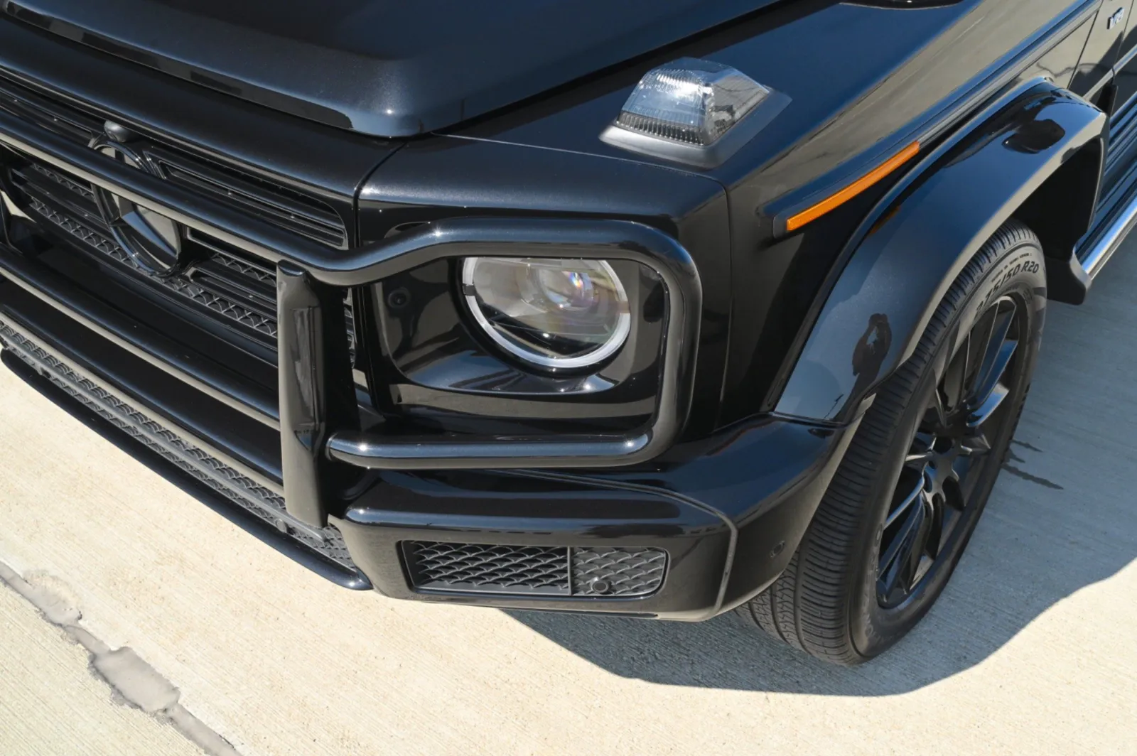 Mercedes-Benz G 550 photo 11