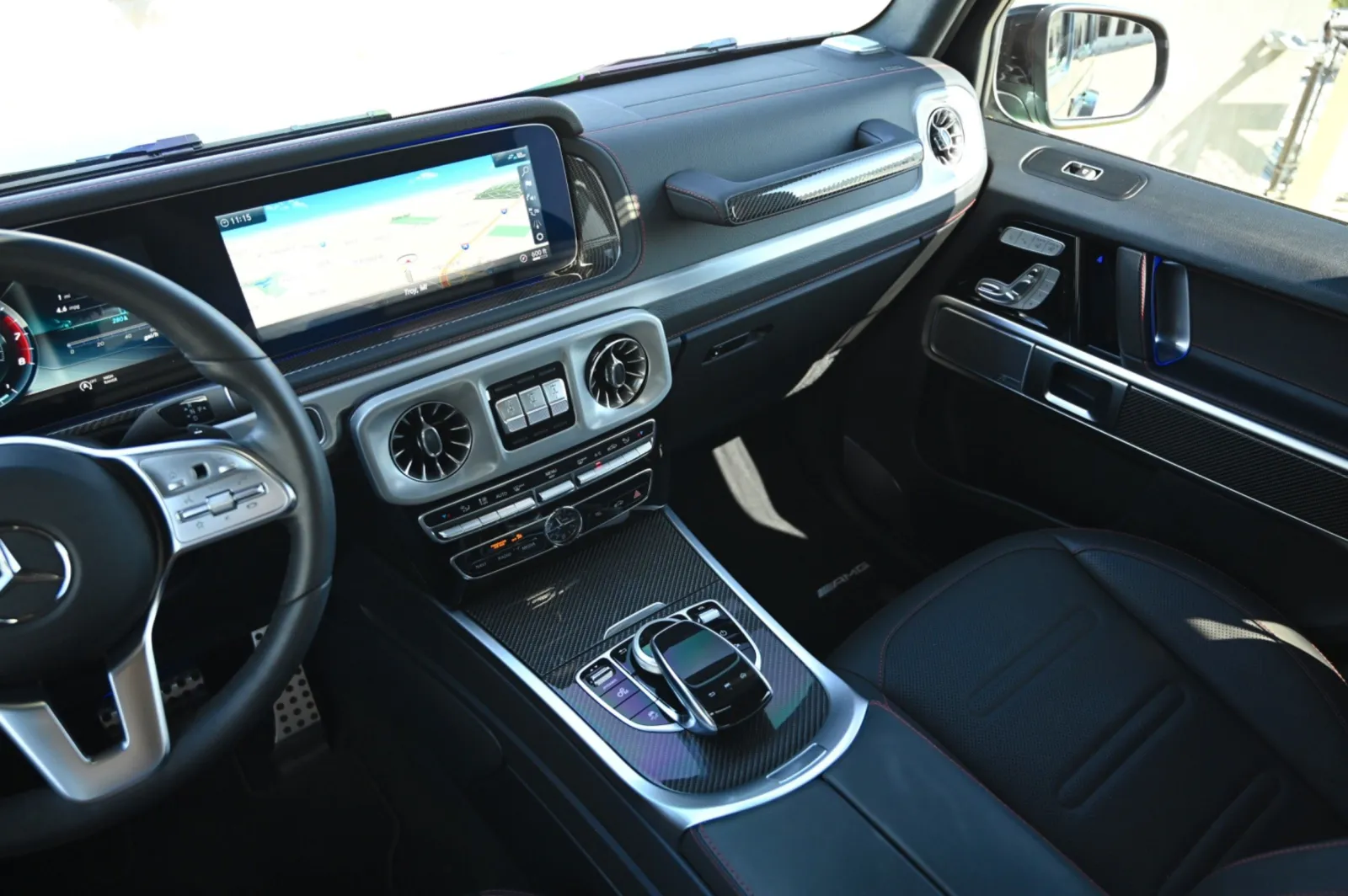 Mercedes-Benz G 550 photo 28
