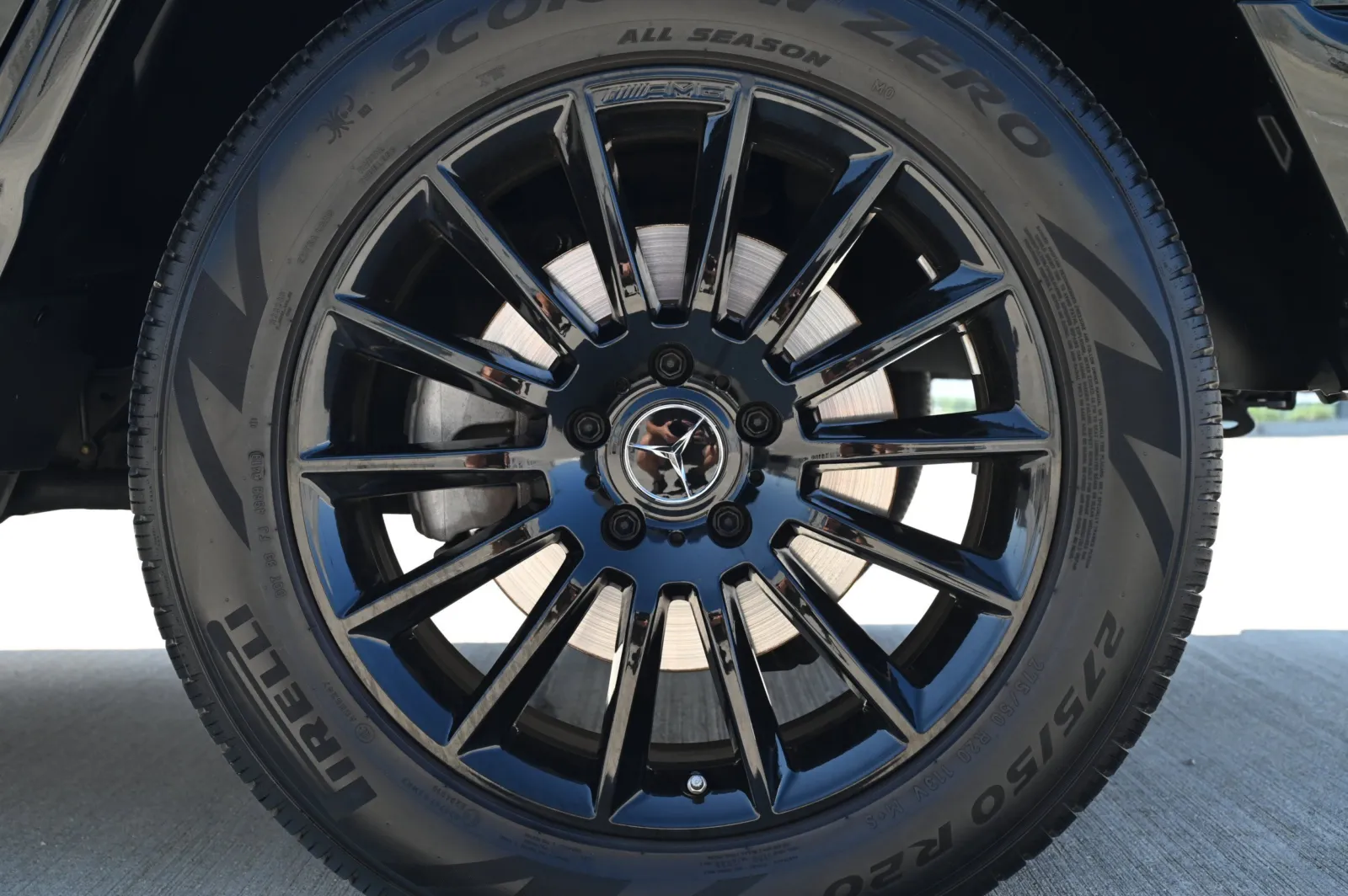 Mercedes-Benz G 550 photo 19
