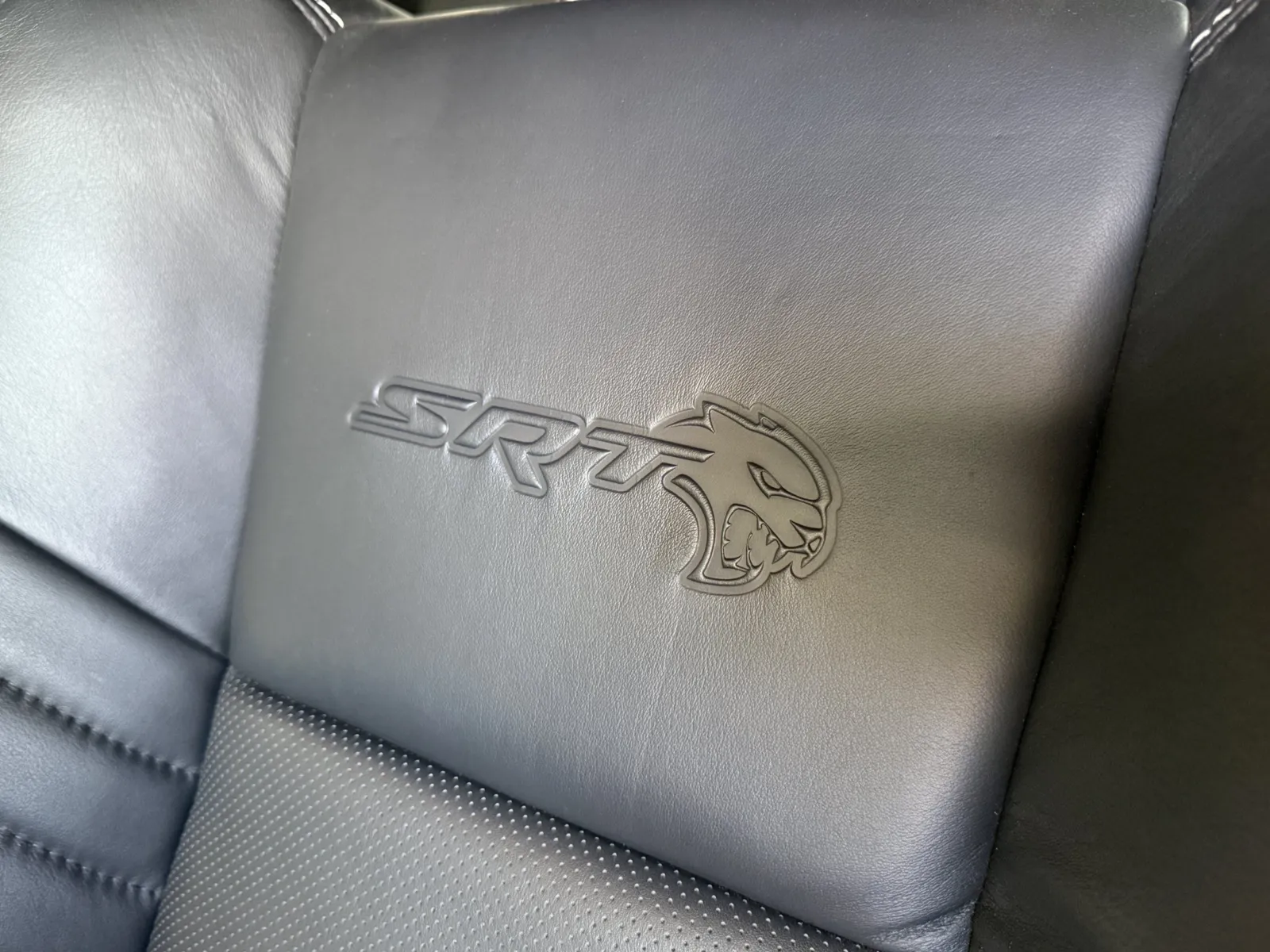 Dodge Charger photo 14