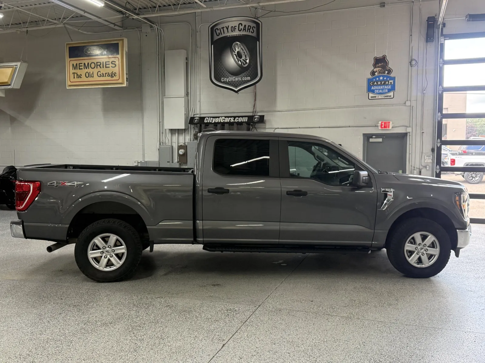 Ford F-150 photo 6