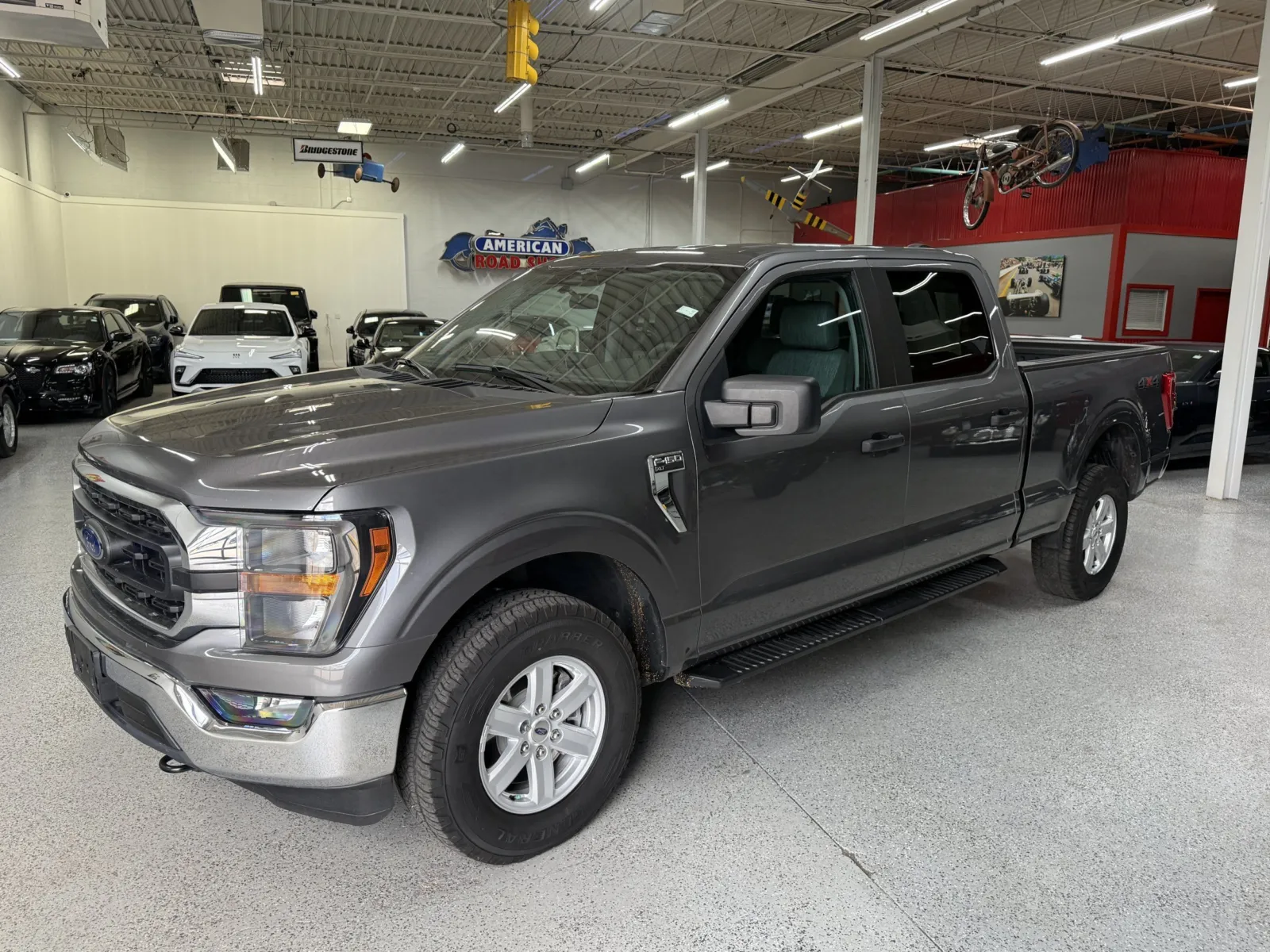 Ford F-150 photo 2