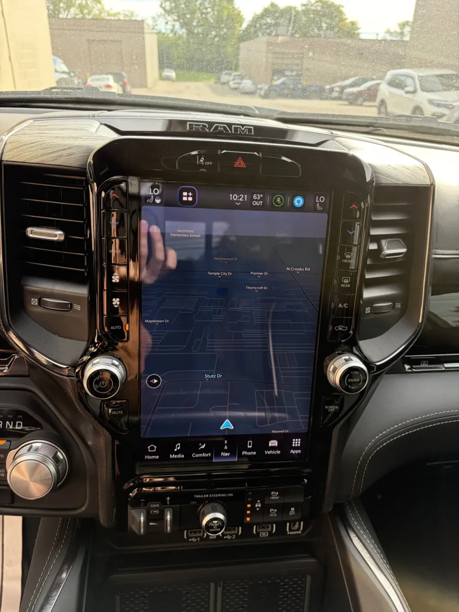 Ram 1500 photo 18