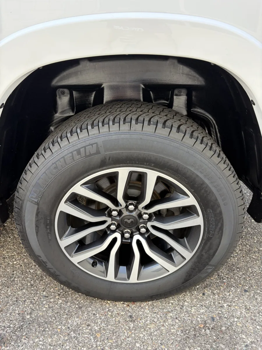 Ram 1500 photo 15
