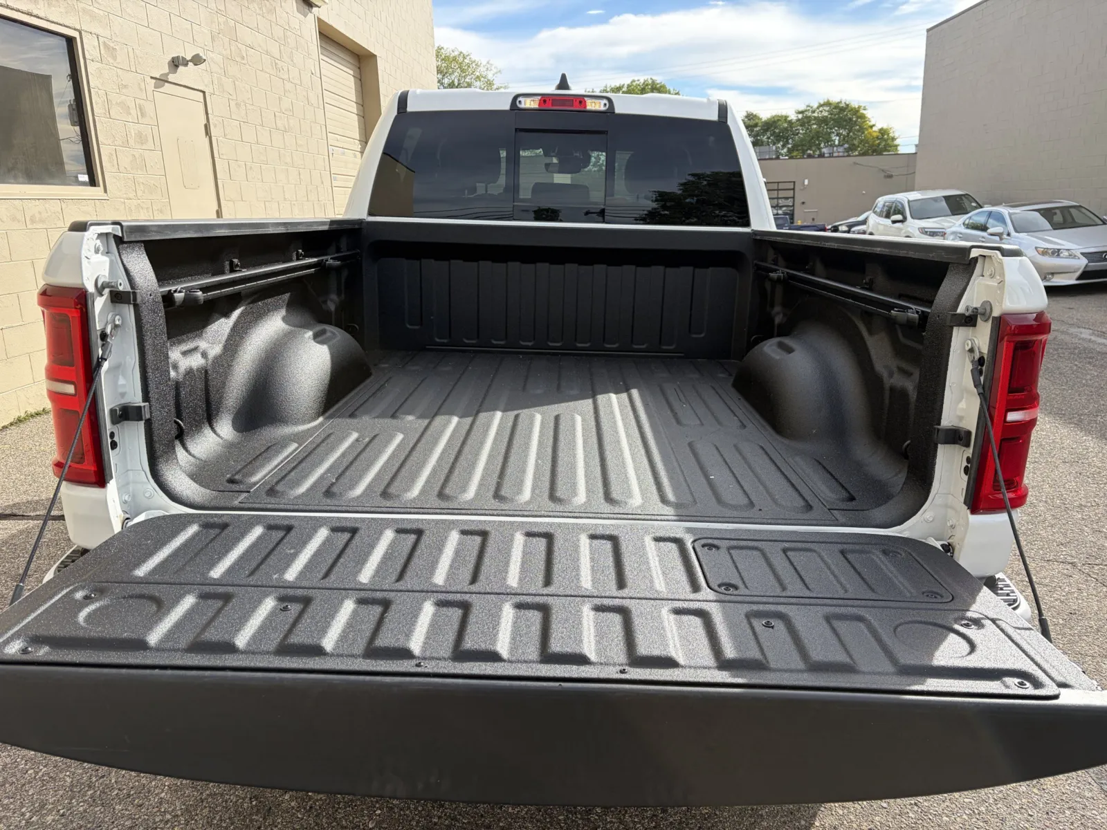 Ram 1500 photo 14