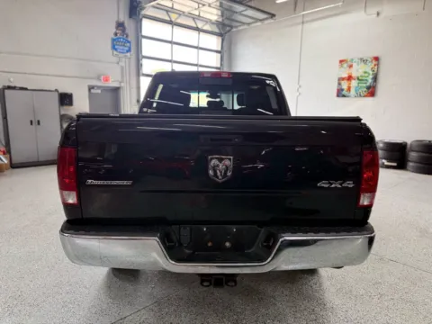 More photos of 2018 Ram 1500 SLT at City of Cars, MI