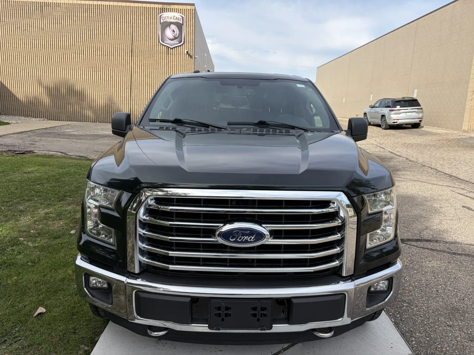 Ford F-150 photo 8