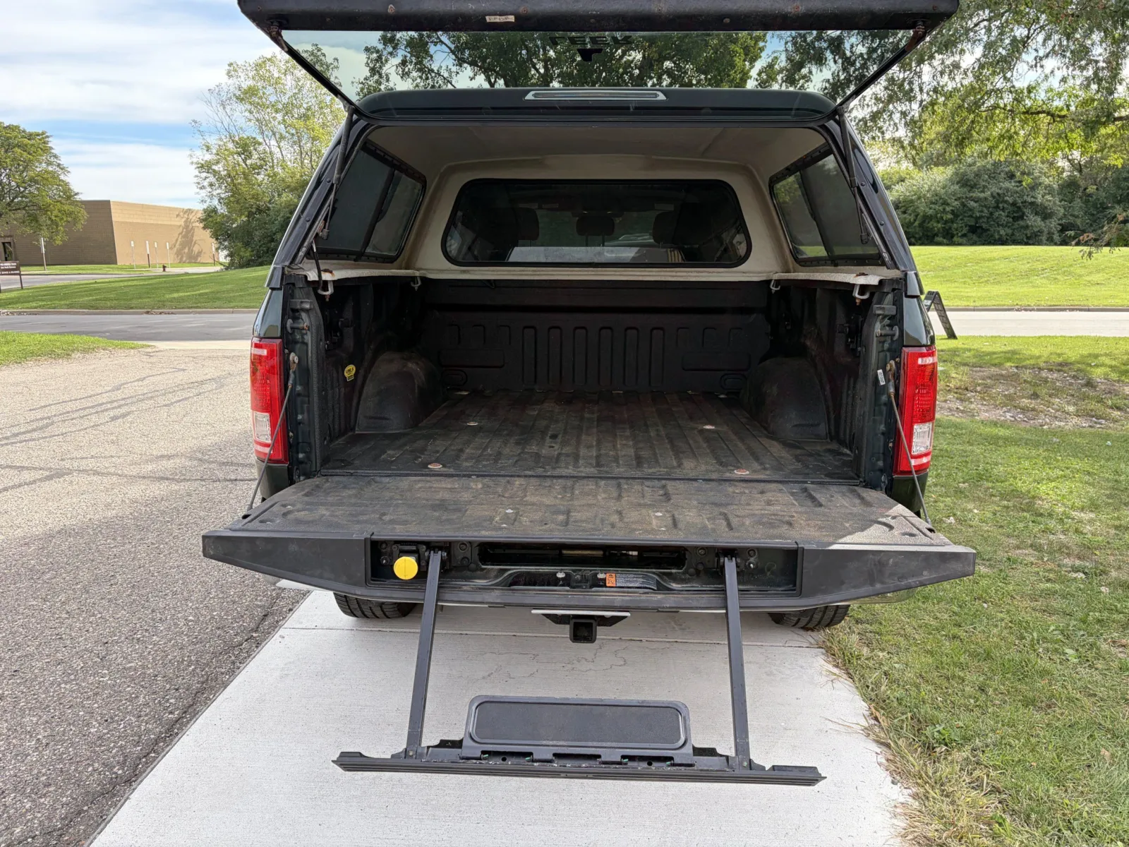 Ford F-150 photo 9
