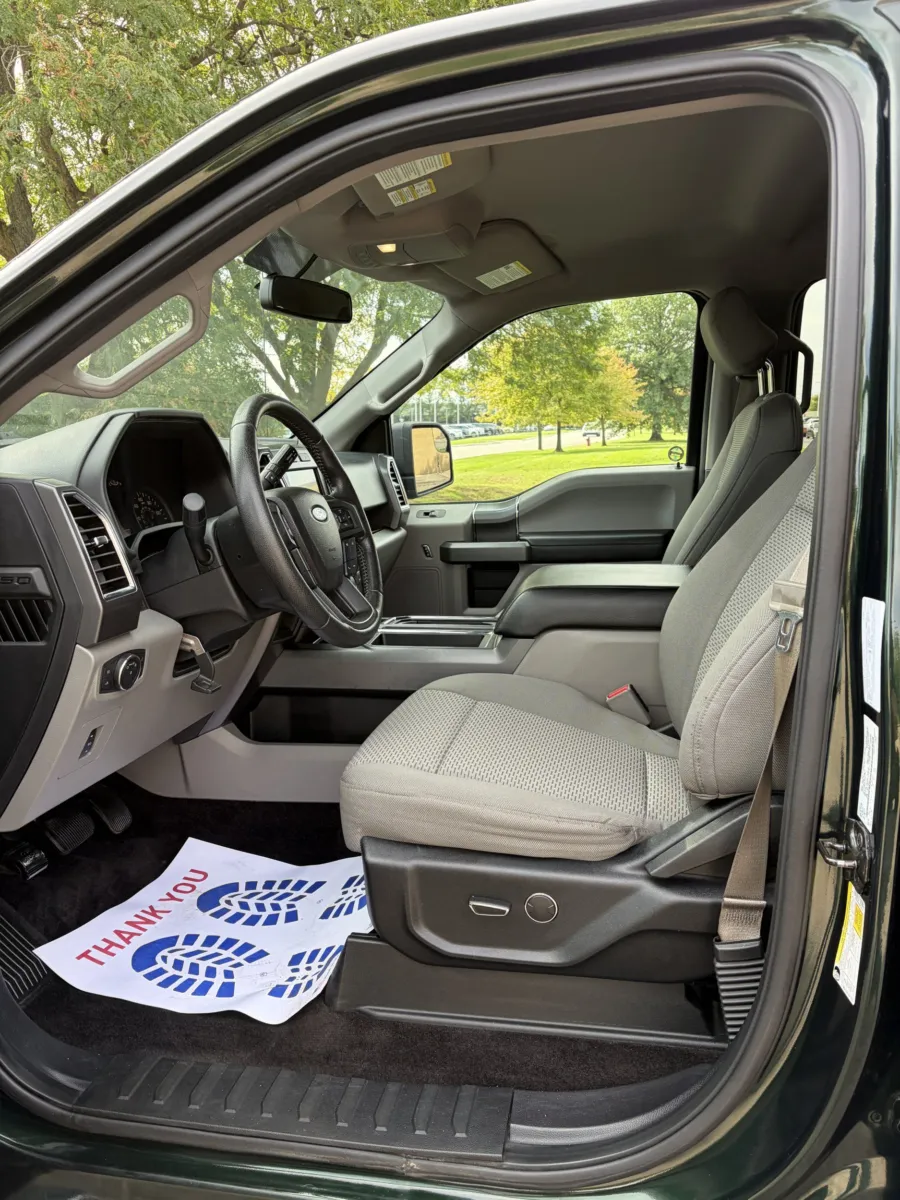 Ford F-150 photo 11