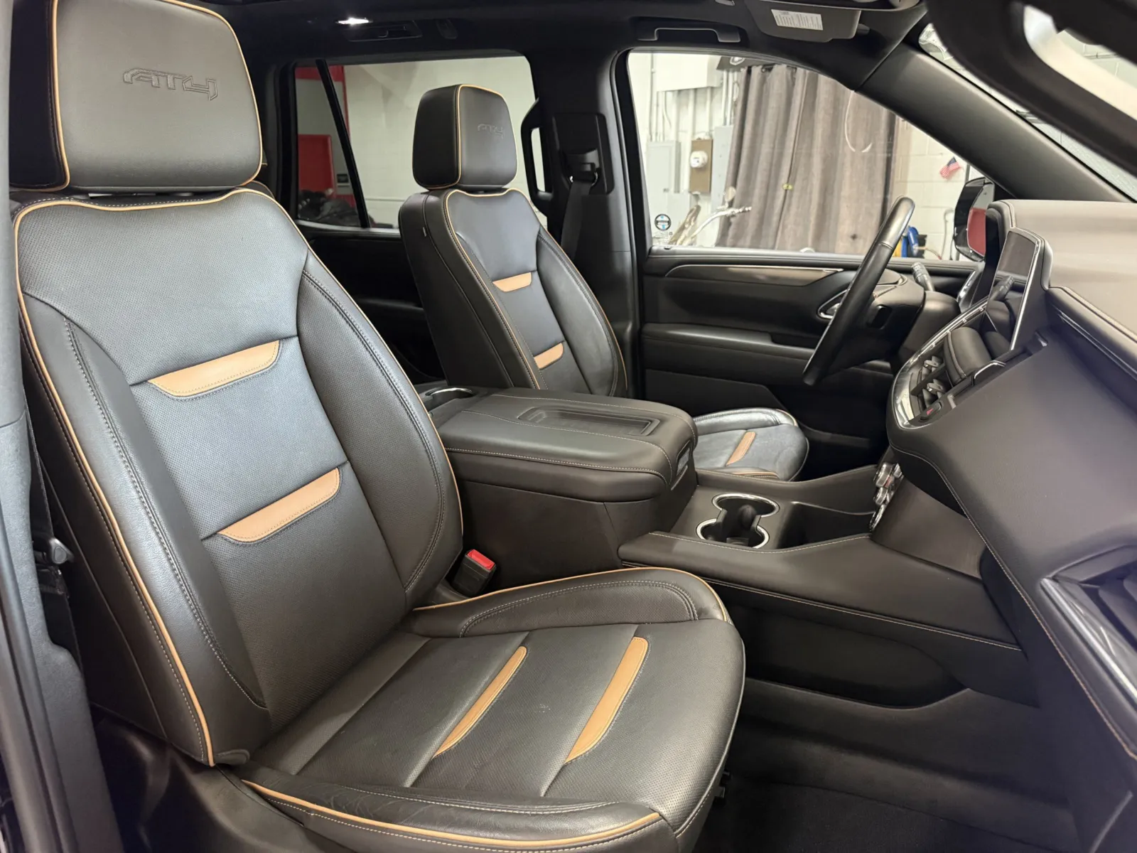 GMC Yukon photo 19