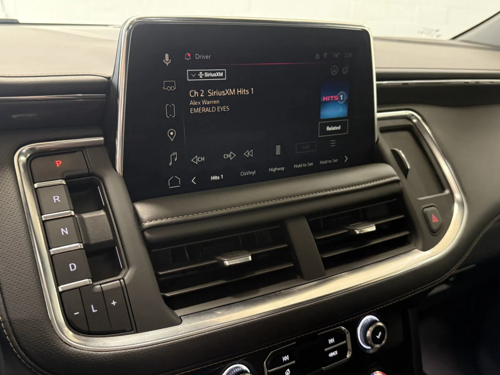 GMC Yukon photo 13