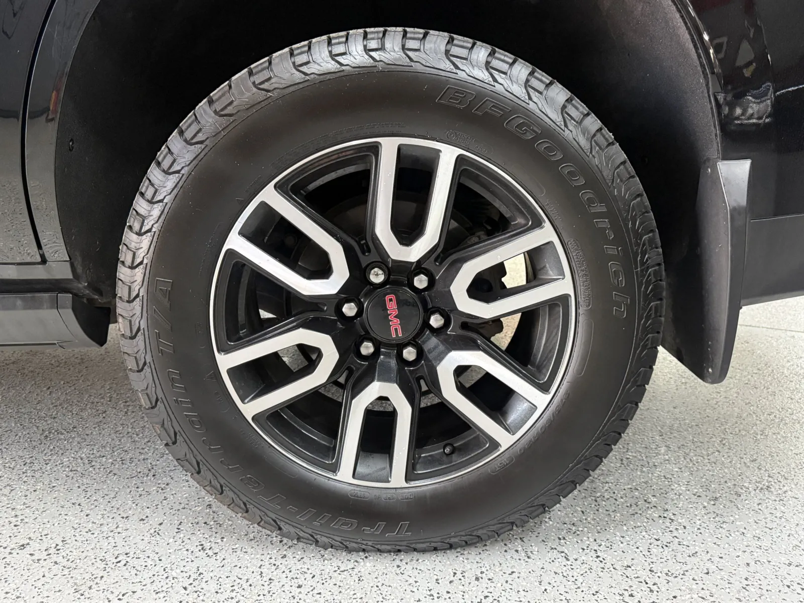 GMC Yukon photo 22
