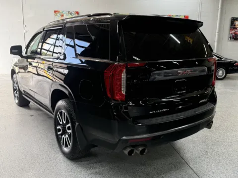 More photos of 2023 GMC Yukon AT4 at City of Cars, MI