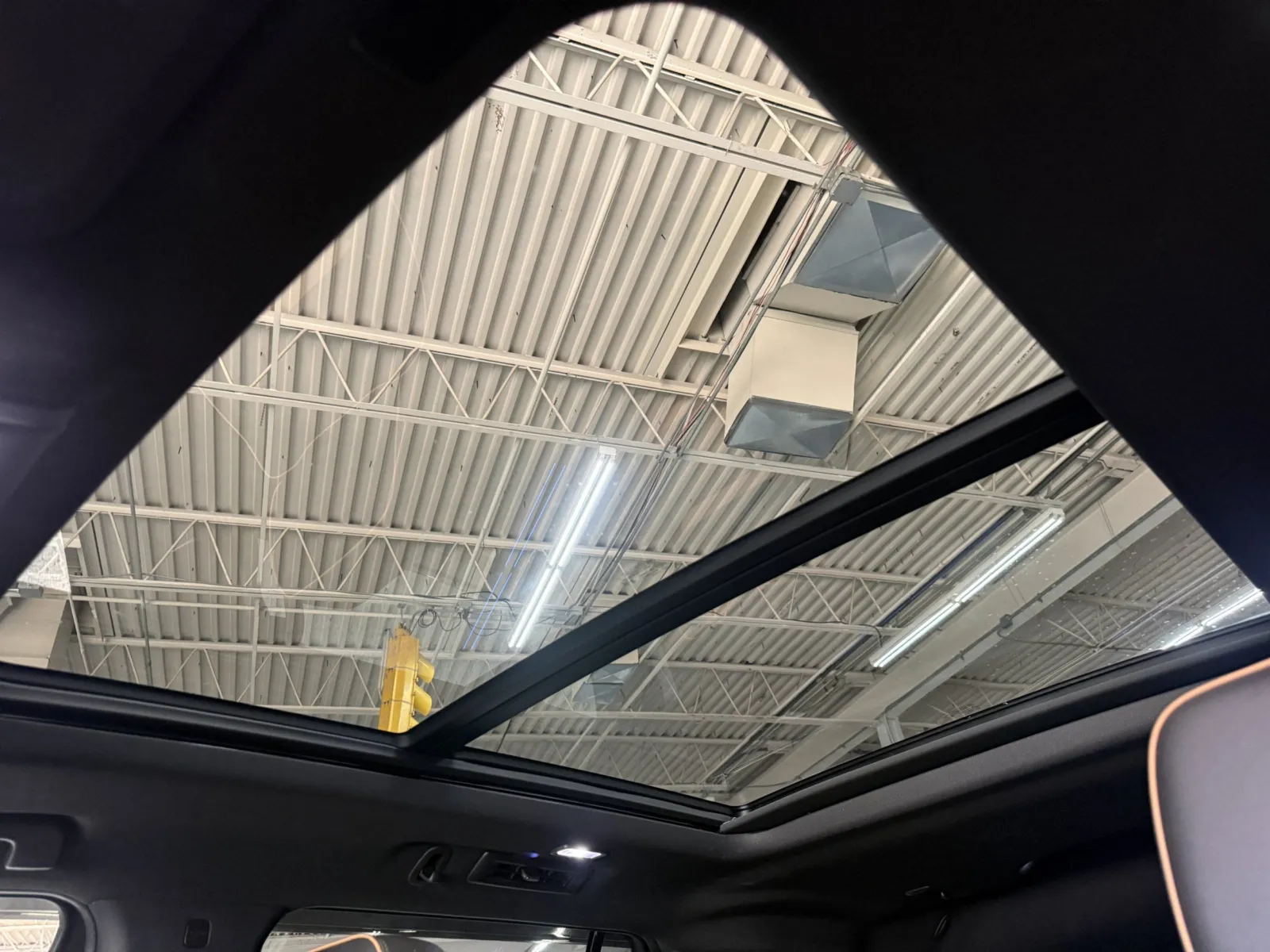 GMC Yukon photo 15