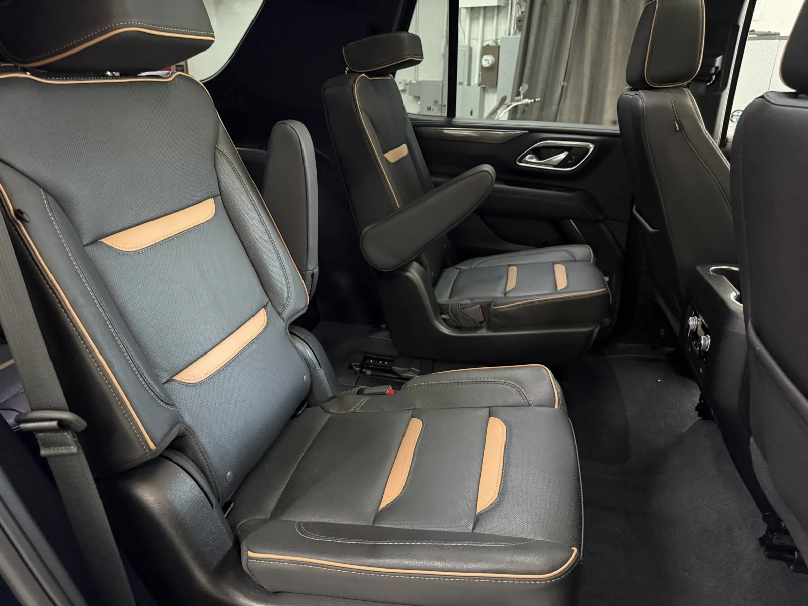 GMC Yukon photo 18