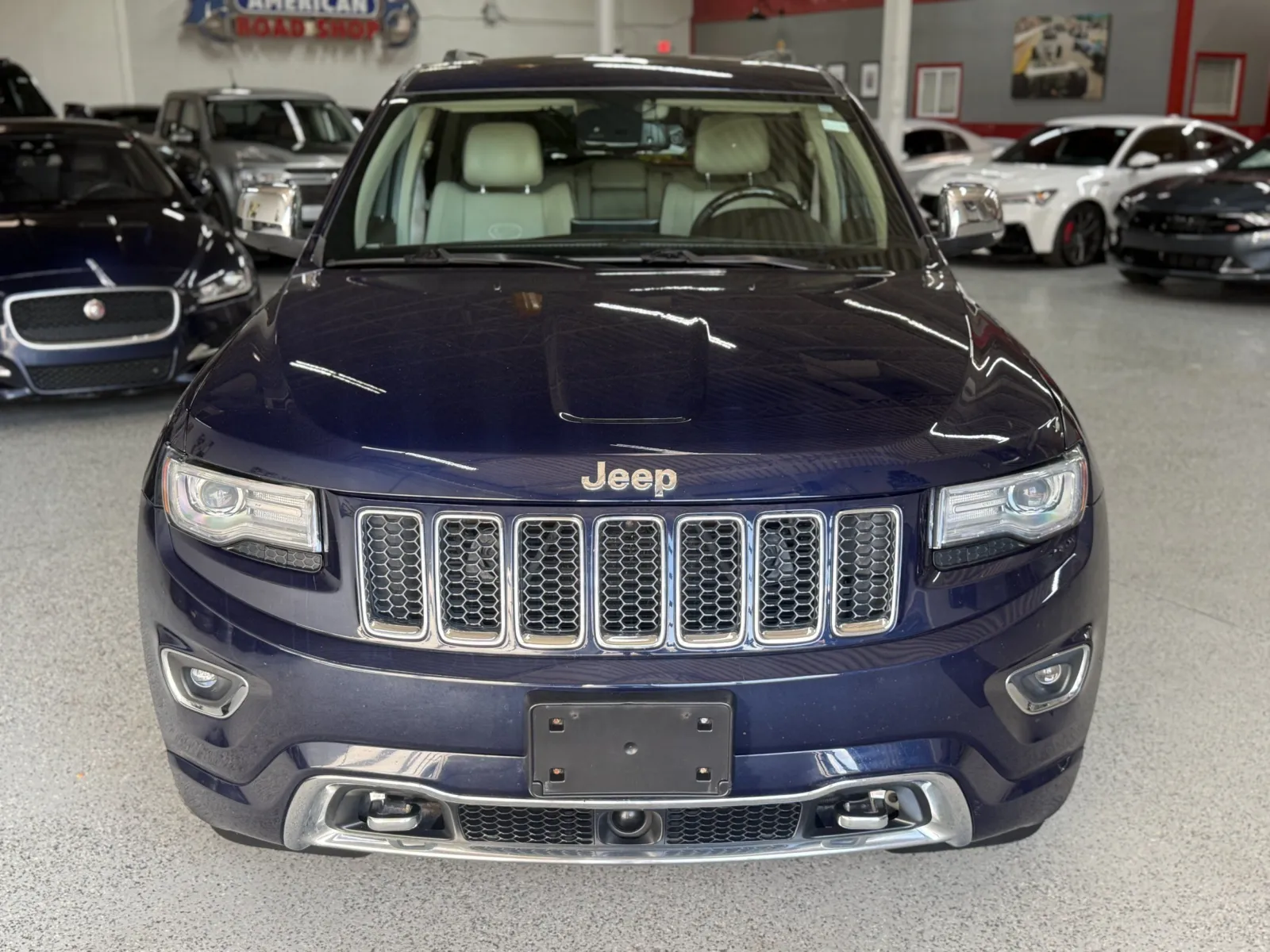 Jeep Grand Cherokee photo 9