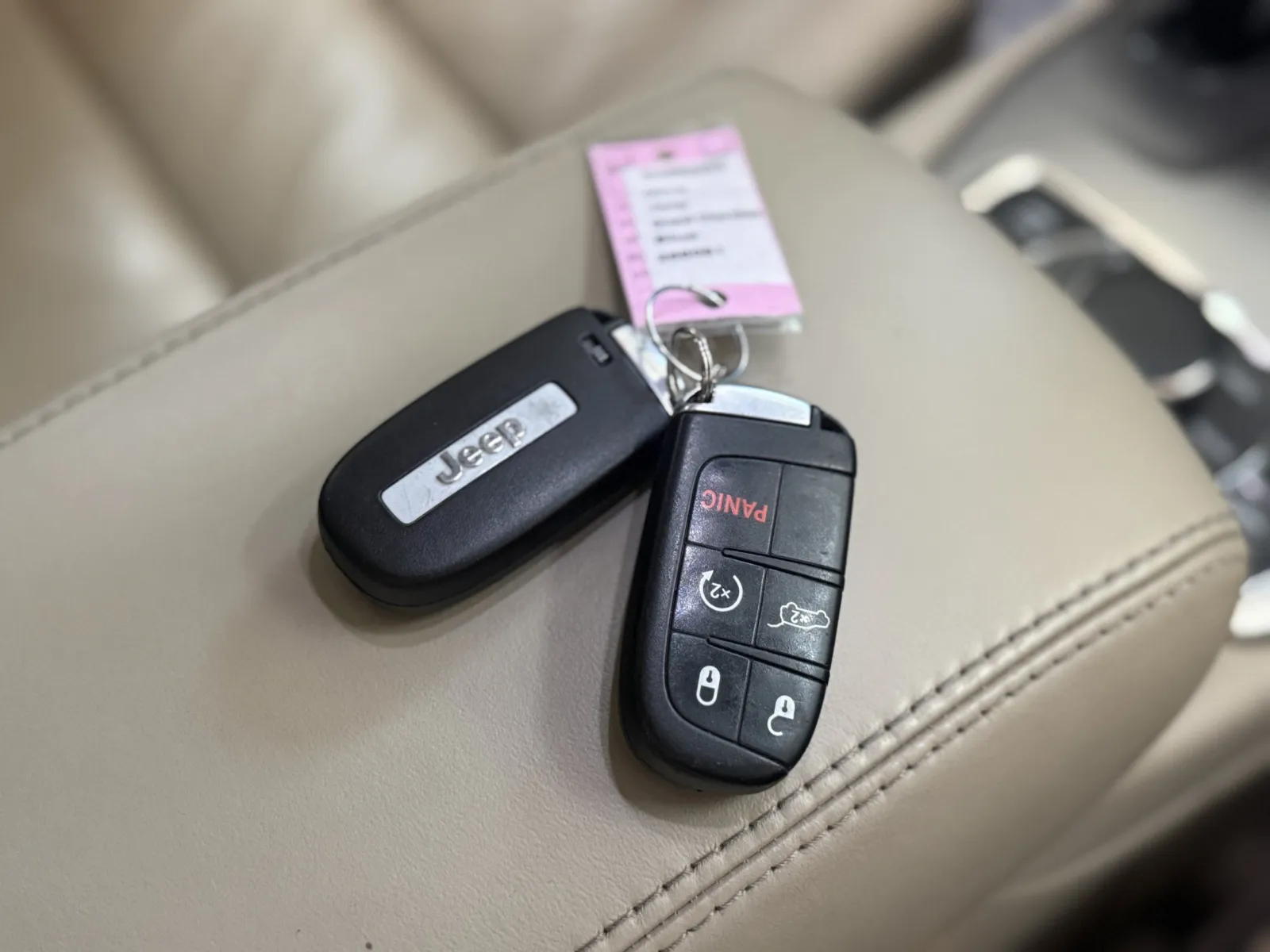 Jeep Grand Cherokee photo 24