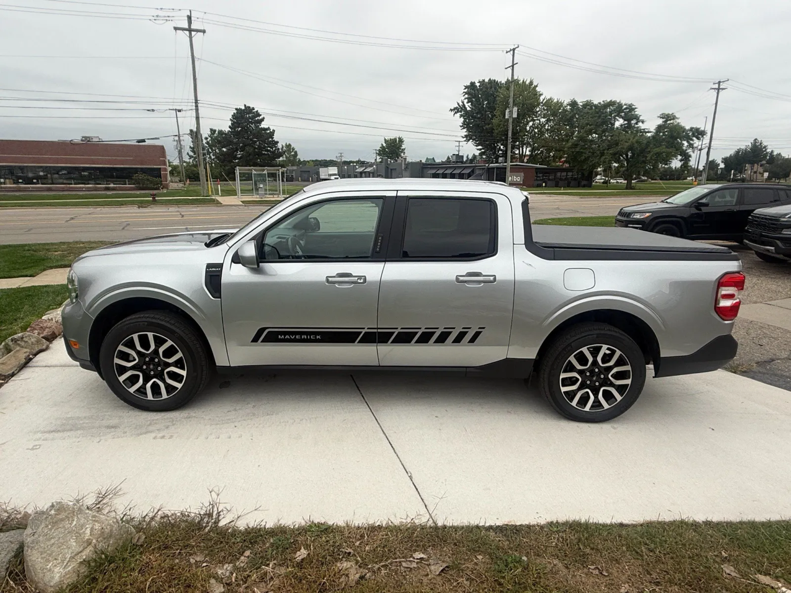 Ford Maverick photo 3