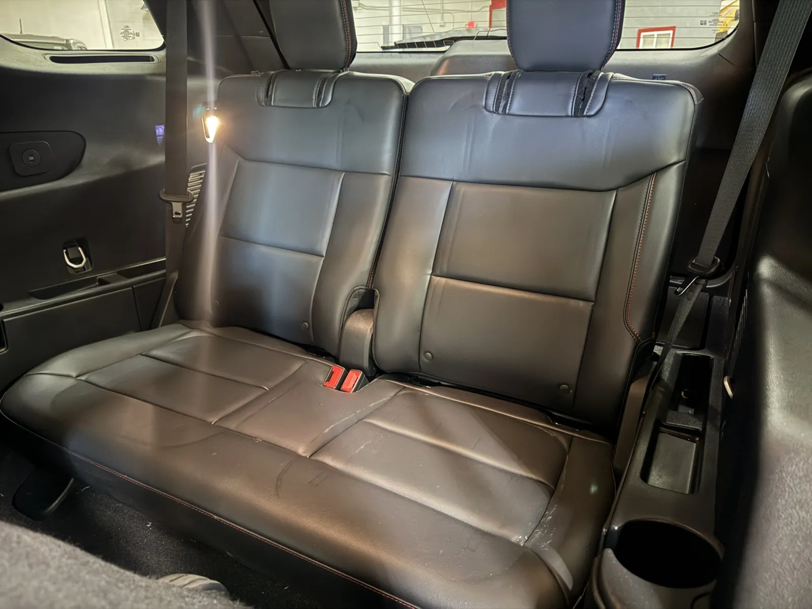 Ford Explorer photo 19