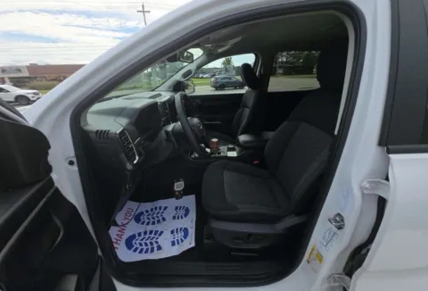 More photos of 2024 Ford Ranger XLT at City of Cars, MI