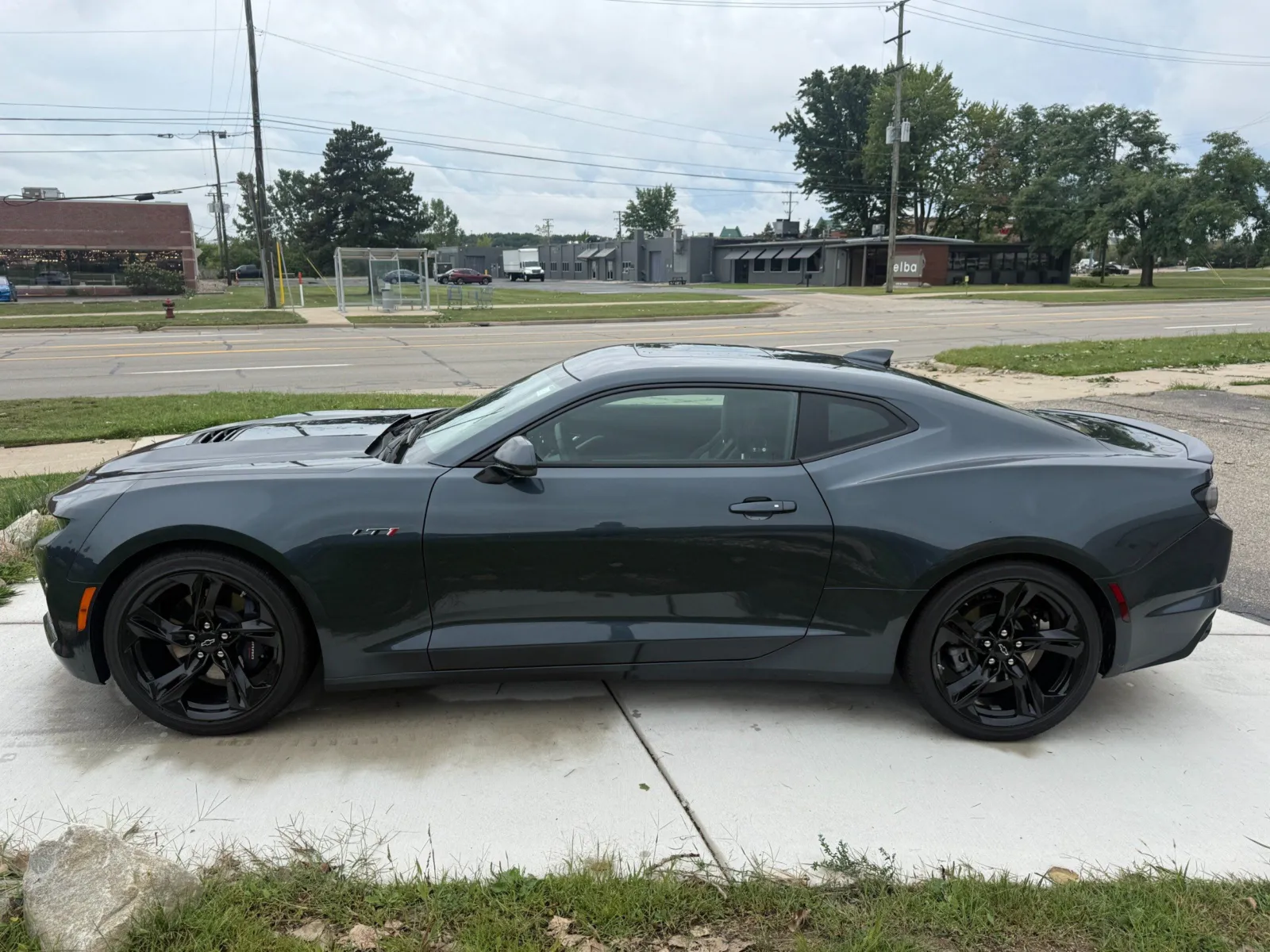 Chevrolet Camaro photo 3