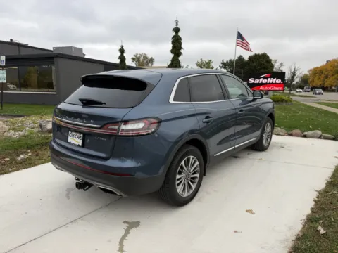 More photos of 2019 Lincoln Nautilus Select at City of Cars, MI