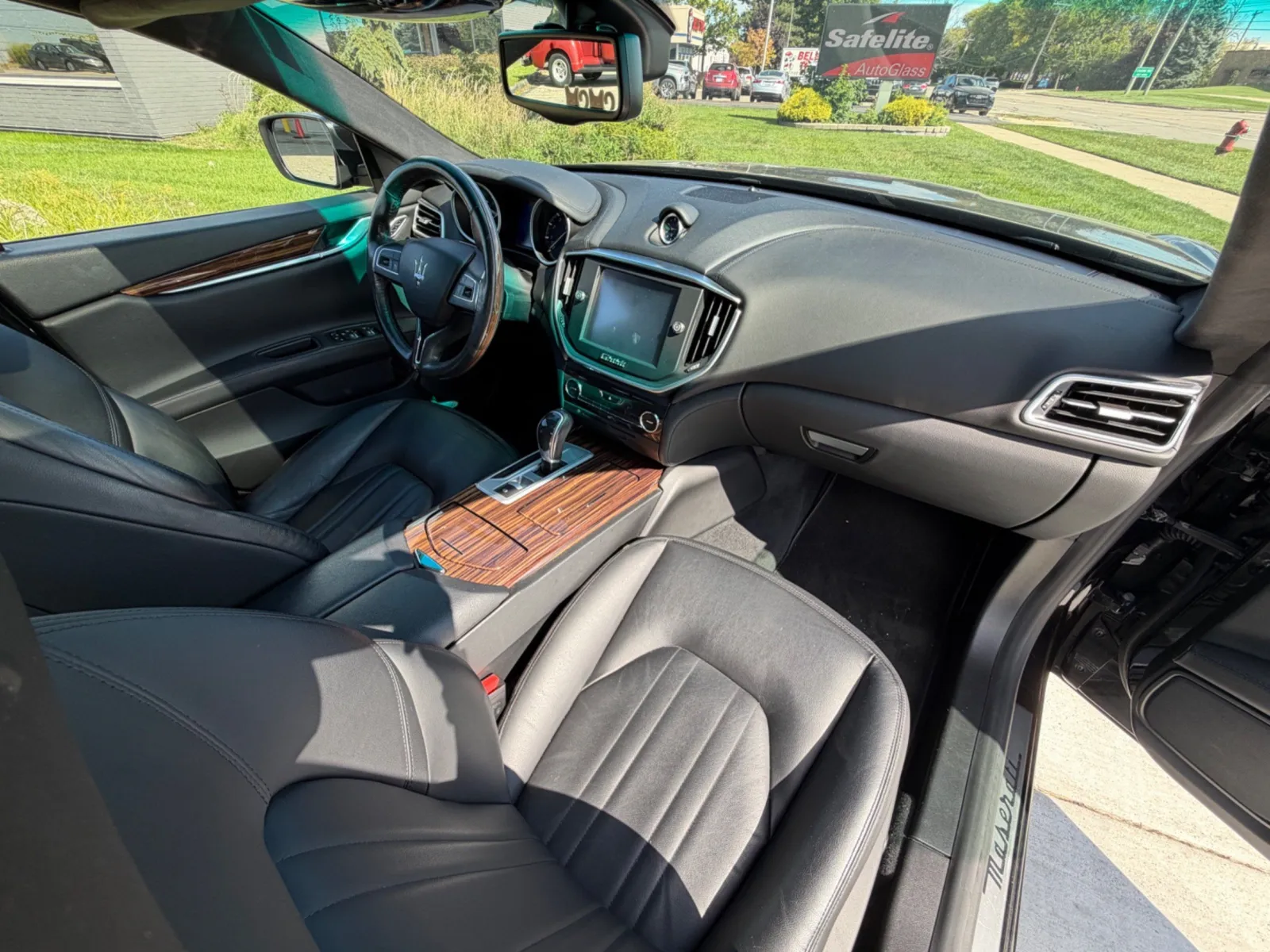 Maserati Ghibli photo 37