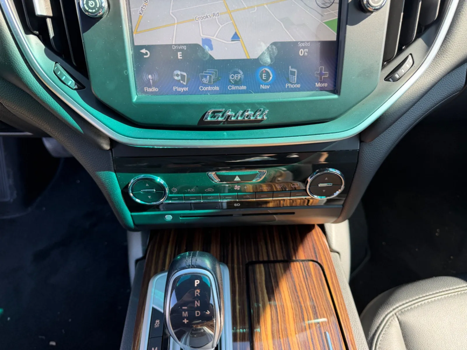 Maserati Ghibli photo 24