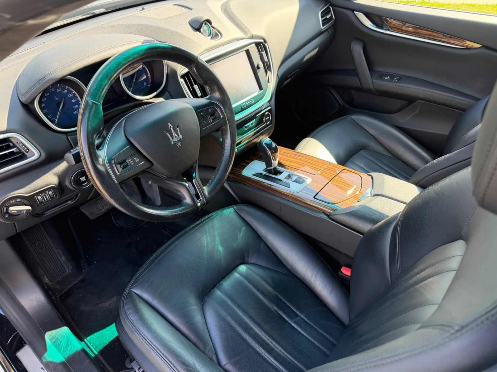 Maserati Ghibli photo 17