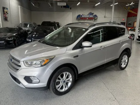 Photos of 2017 Ford Escape SE for sale in Troy, MI at City of Cars