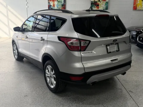 More photos of 2017 Ford Escape SE at City of Cars, MI