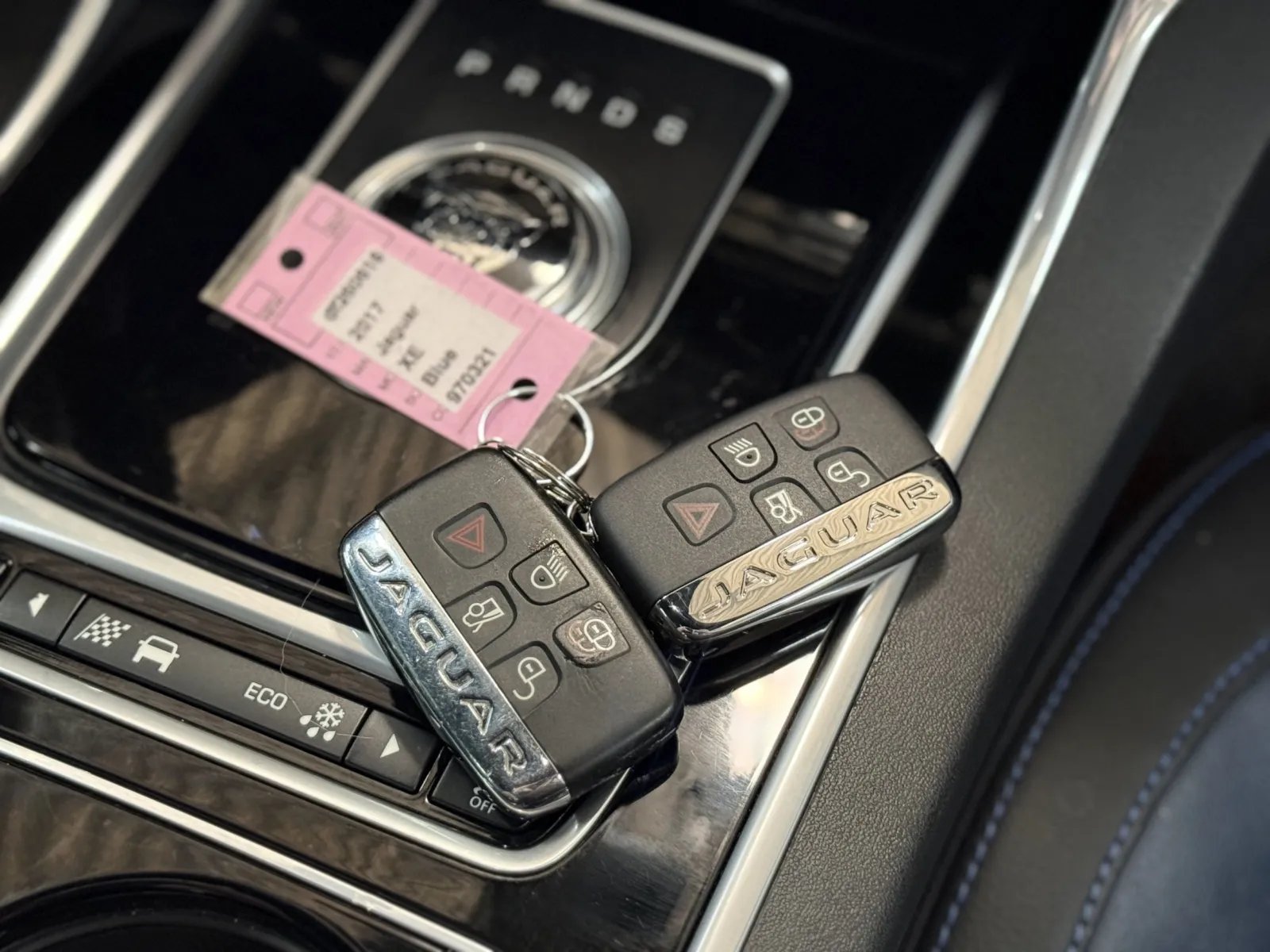 Jaguar XE photo 26