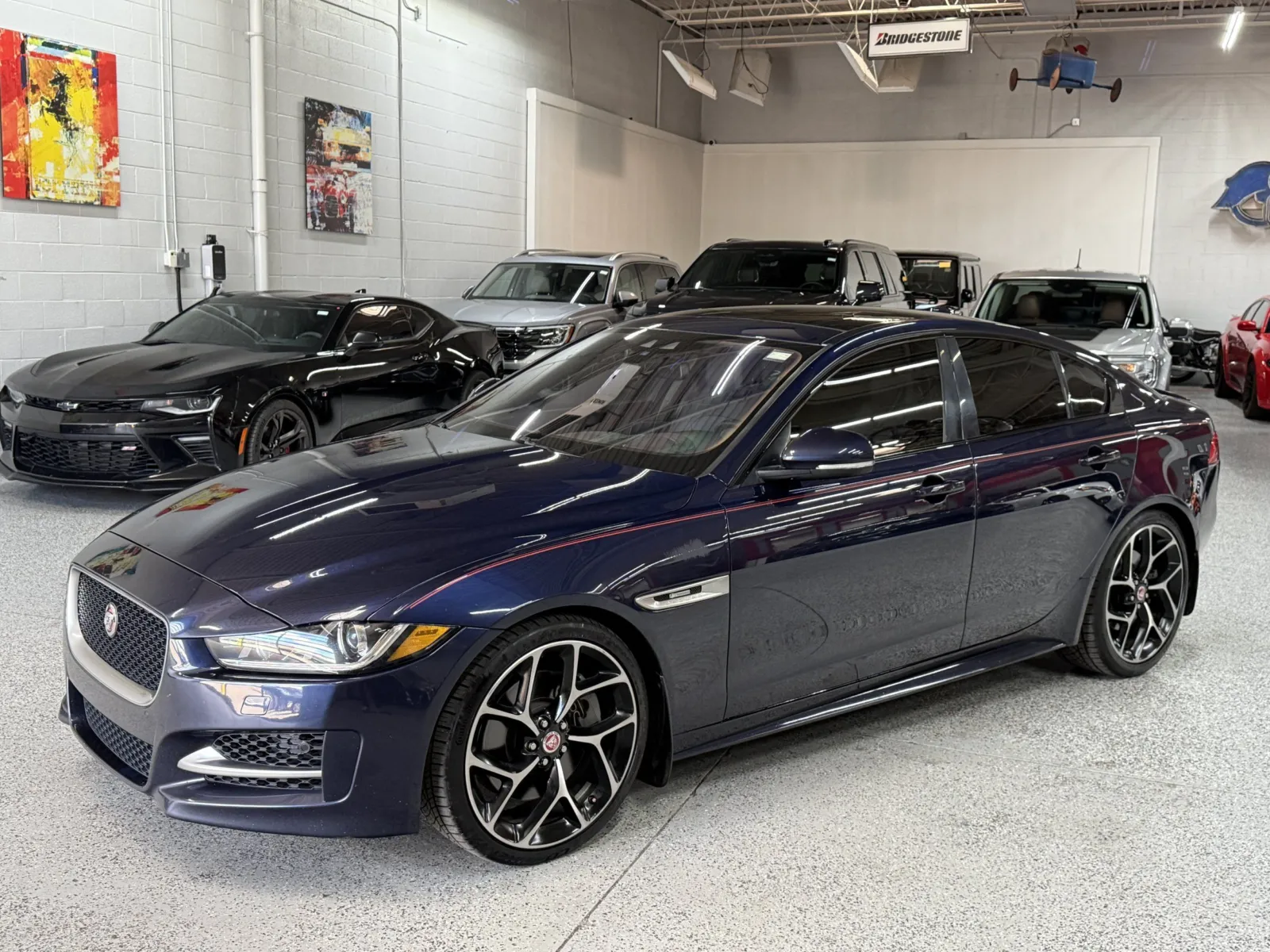 Jaguar XE photo 2