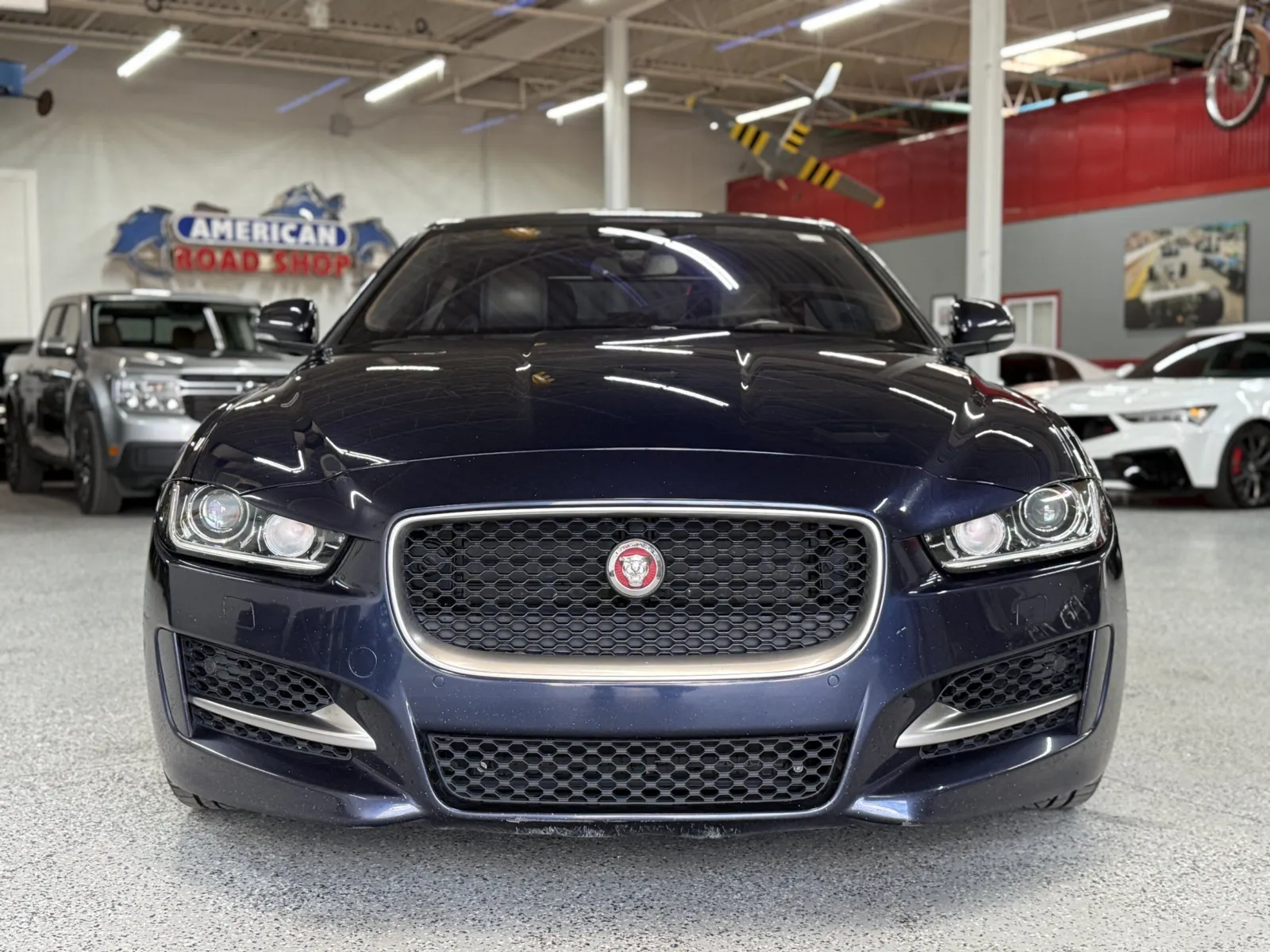 Jaguar XE photo 10