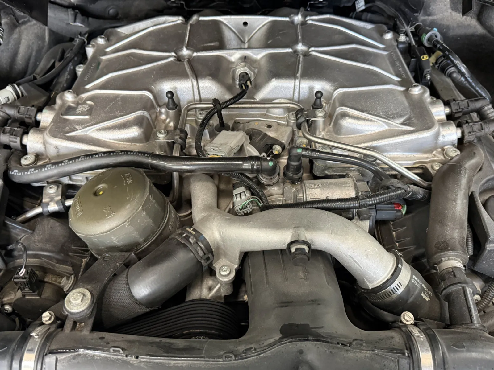 Jaguar XE photo 28
