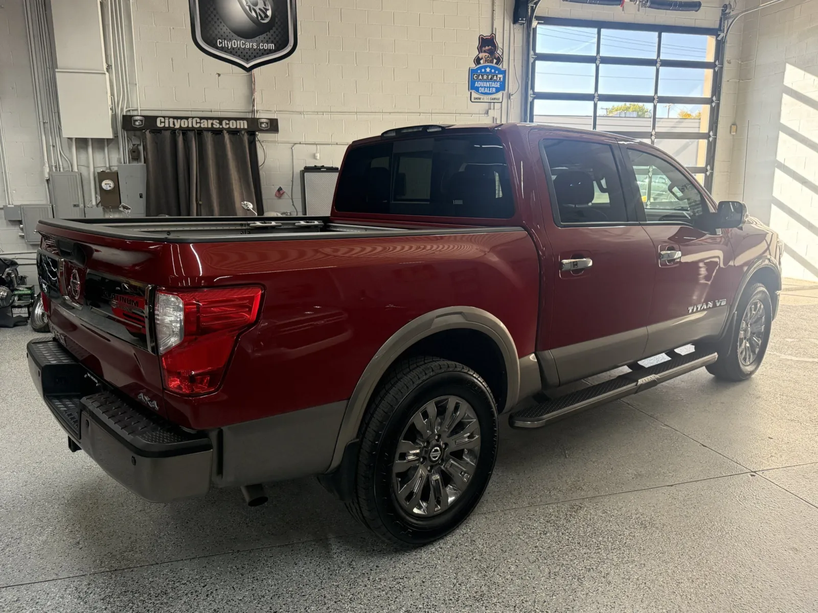 Nissan Titan photo 6