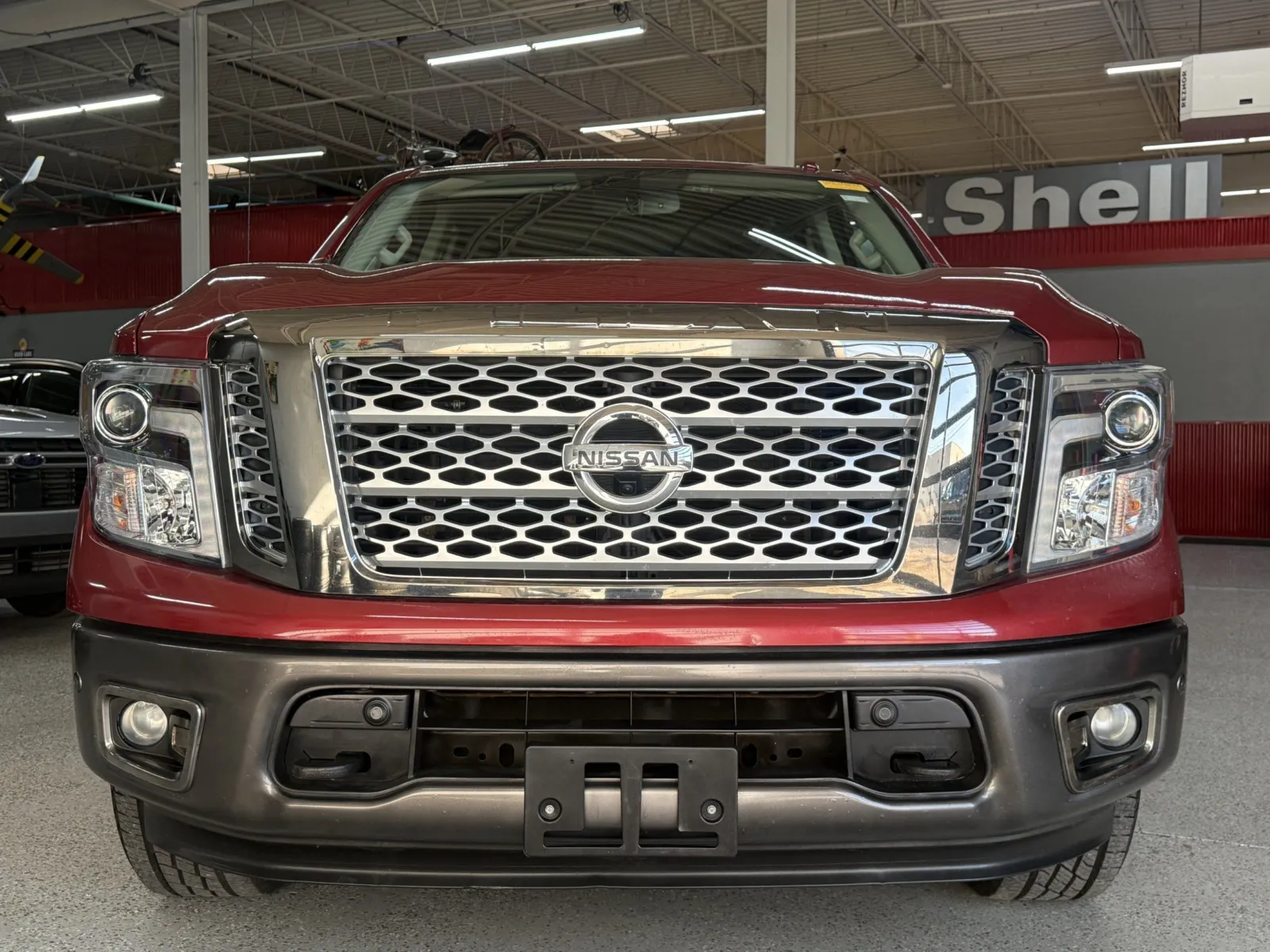 Nissan Titan photo 10