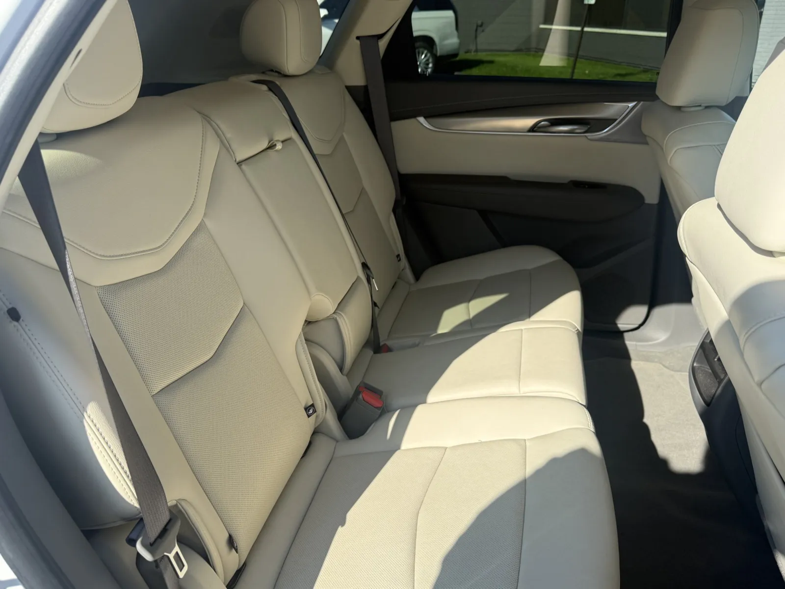 Cadillac XT5 photo 18