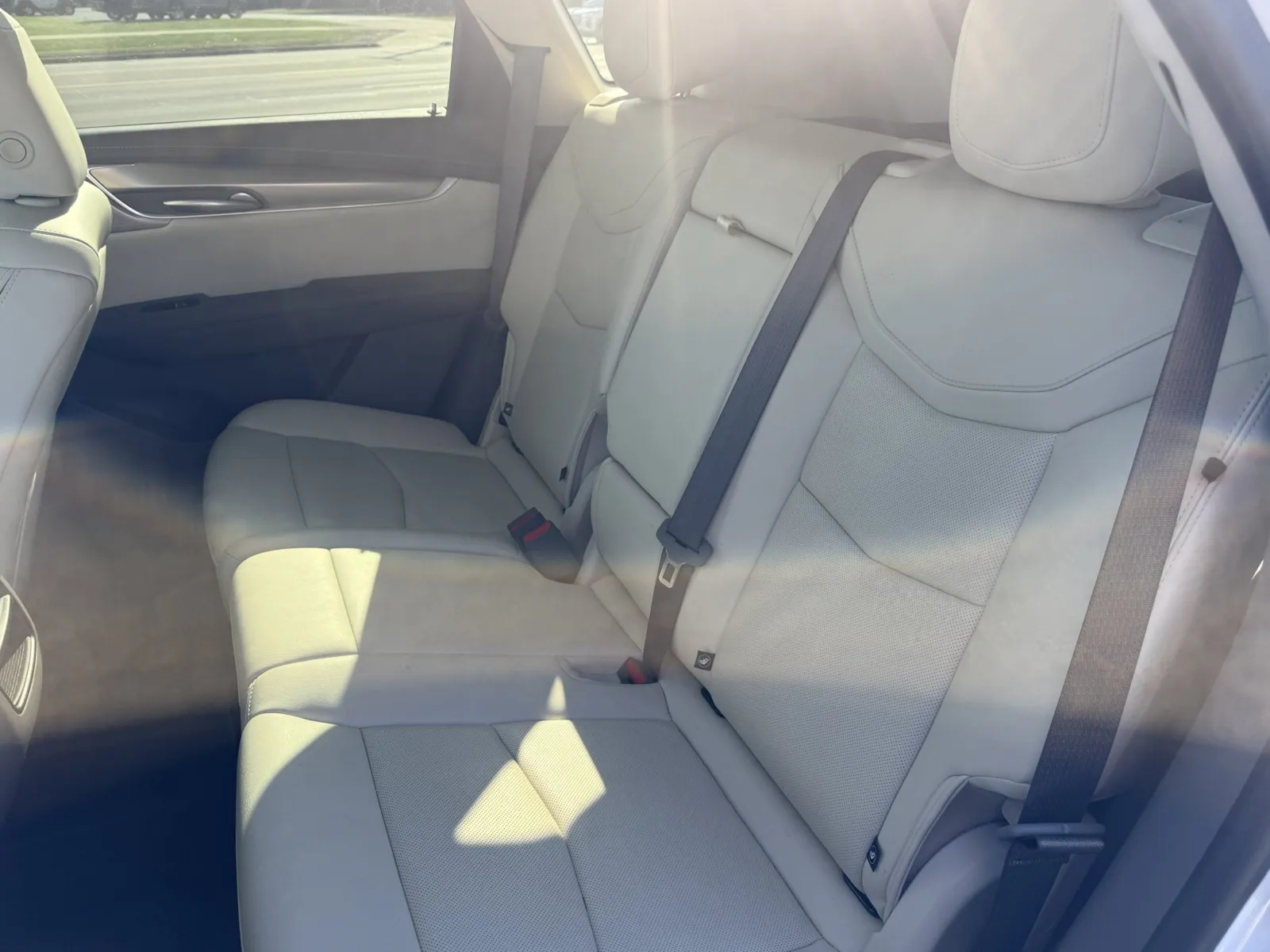 Cadillac XT5 photo 14