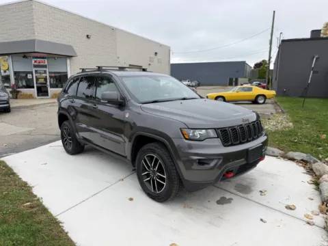Another view of 2019 Jeep Grand Cherokee Trailhawk 4x4 for sale in Troy, MI at City of Cars