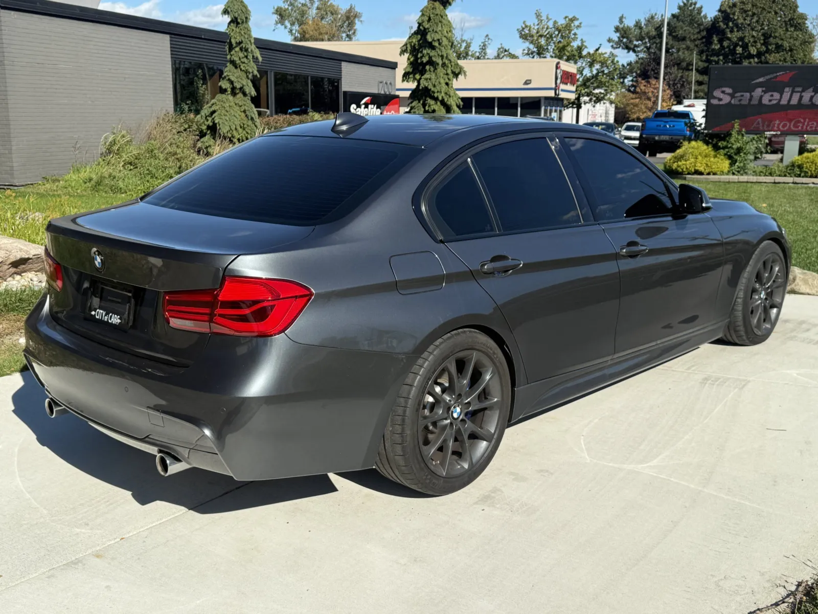 BMW 340i photo 5