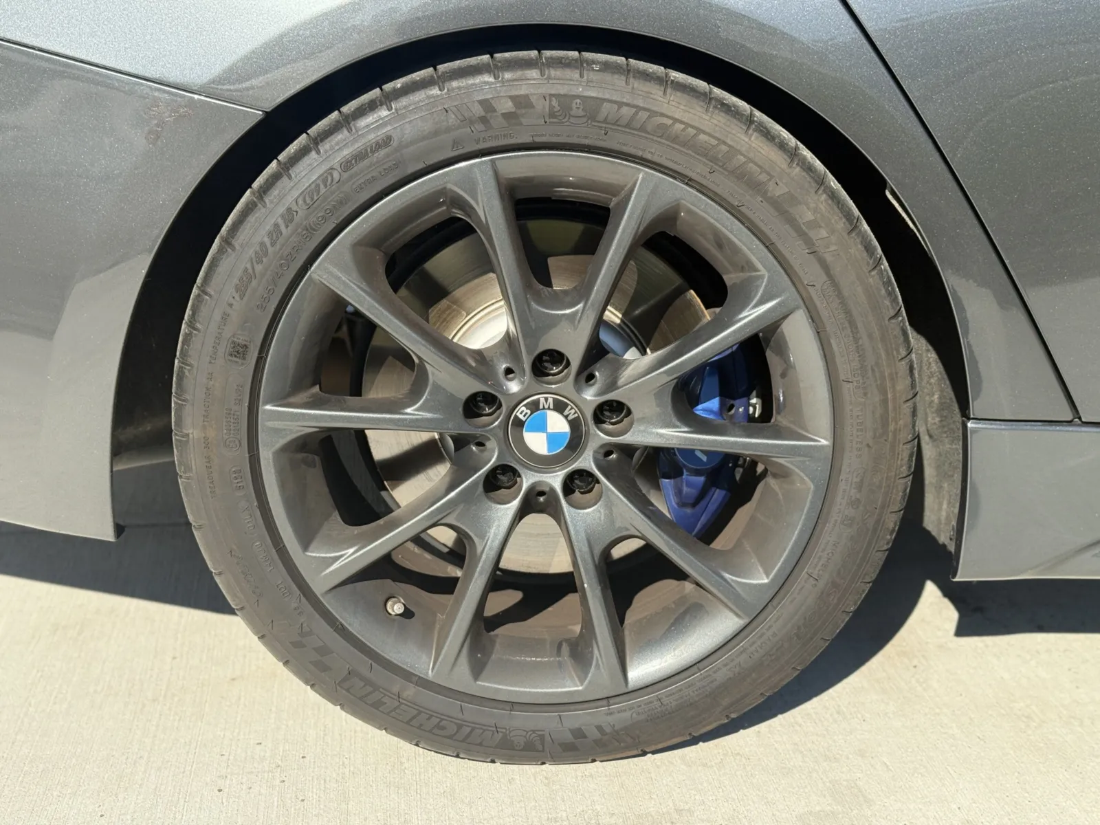 BMW 340i photo 21